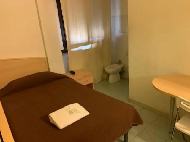 ホテル Ambrosiana ミラノ